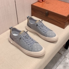 Louis Vuitton Low Shoes